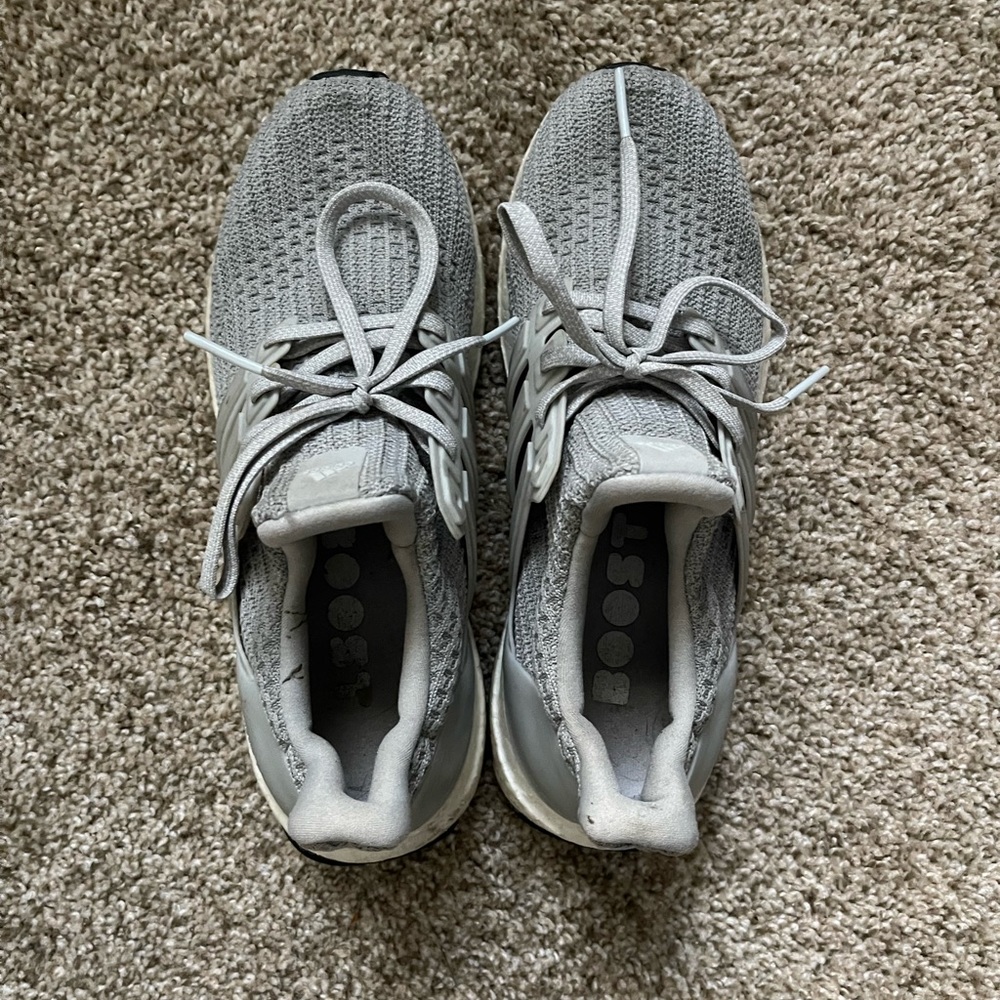 Adidas Ultraboosts - Size 6Y